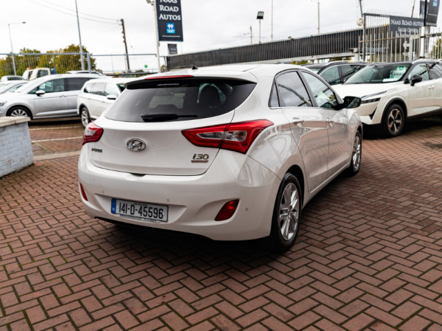Image for 2014 Hyundai i30 1.4 T-GDI SE EDITION 100BHP 5DR HATCHBACK // STUNNING CAR FINISHED IN WHITE // BUY WITH CONFIDENCE AA AND SIMI APPROVED DEALER 2025 // FINANCE ARRANGED // ALL TRADE INS WELCOME // 