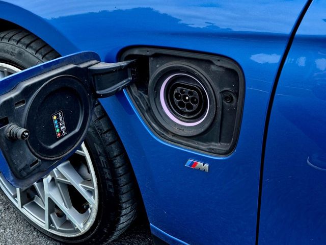 Image for 2018 BMW 3 Series 330e M Sport