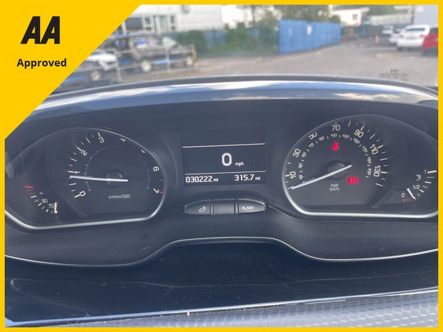 Image for 2019 Peugeot 208 TECH EDITION S/S FREE DELIVERY 