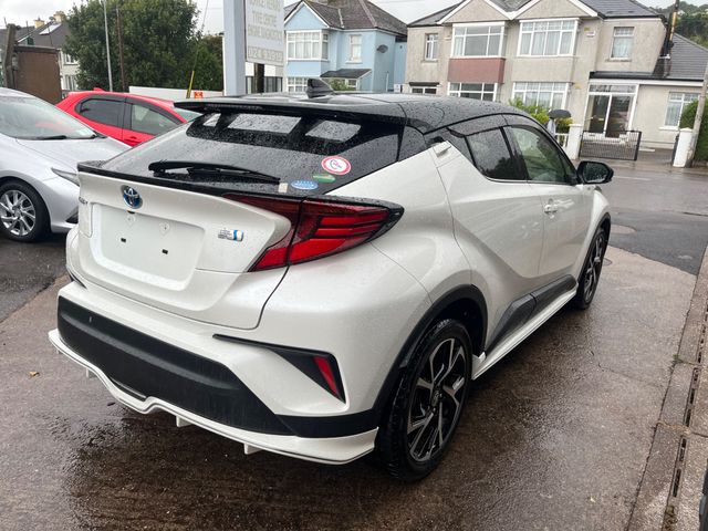 Image for 2020 Toyota C-HR Hybrid sport