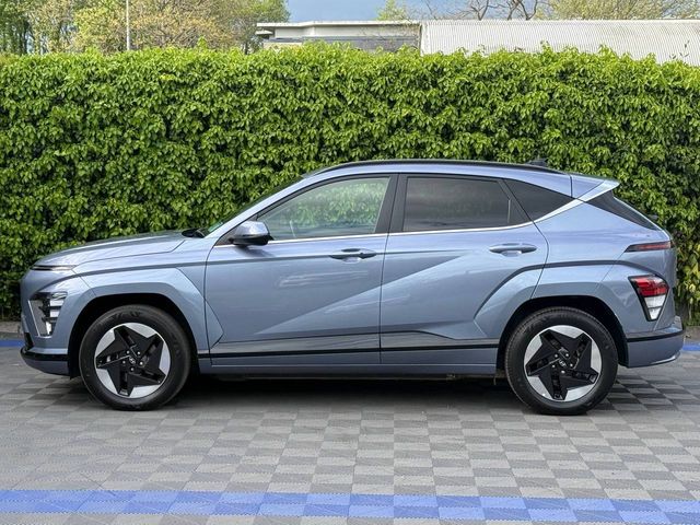 Image for 2024 Hyundai Kona E ADVANCE 65 KWH LONG RANGE // 4 HEATED SEATS // REVERSE CAMERA // DIGITAL CLUSTER