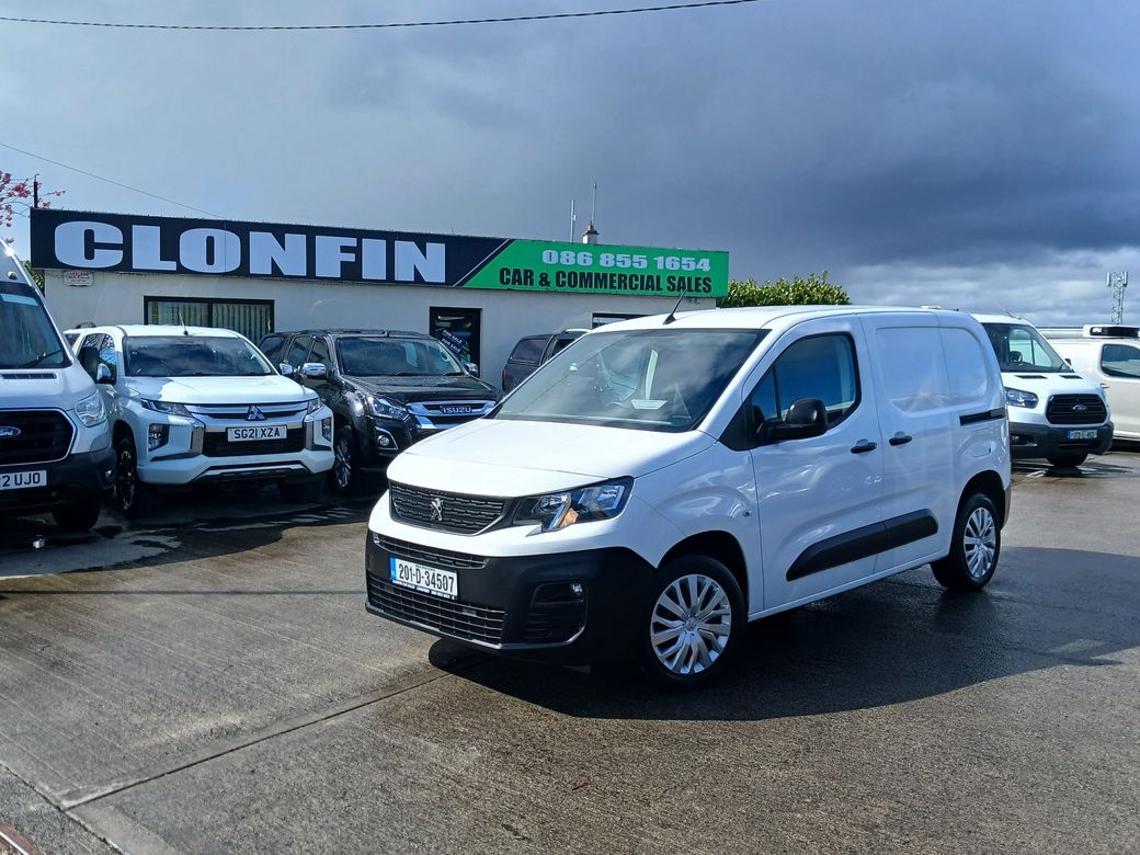 Image for 2020 Peugeot Partner 