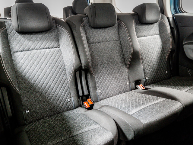 Image for 2025 Peugeot Rifter E-Allure 50kWh Auto 136HP - 7 Seats