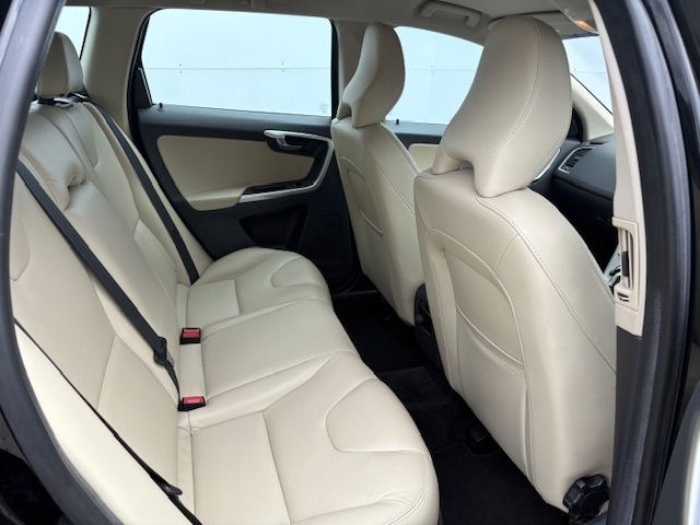 Image for 2016 Volvo XC60 D4 FWD SE GT 5DR Auto