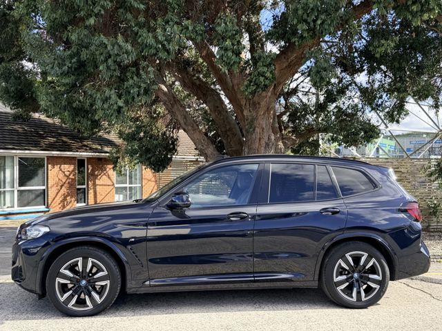 Image for 2022 BMW iX3 M SPORT