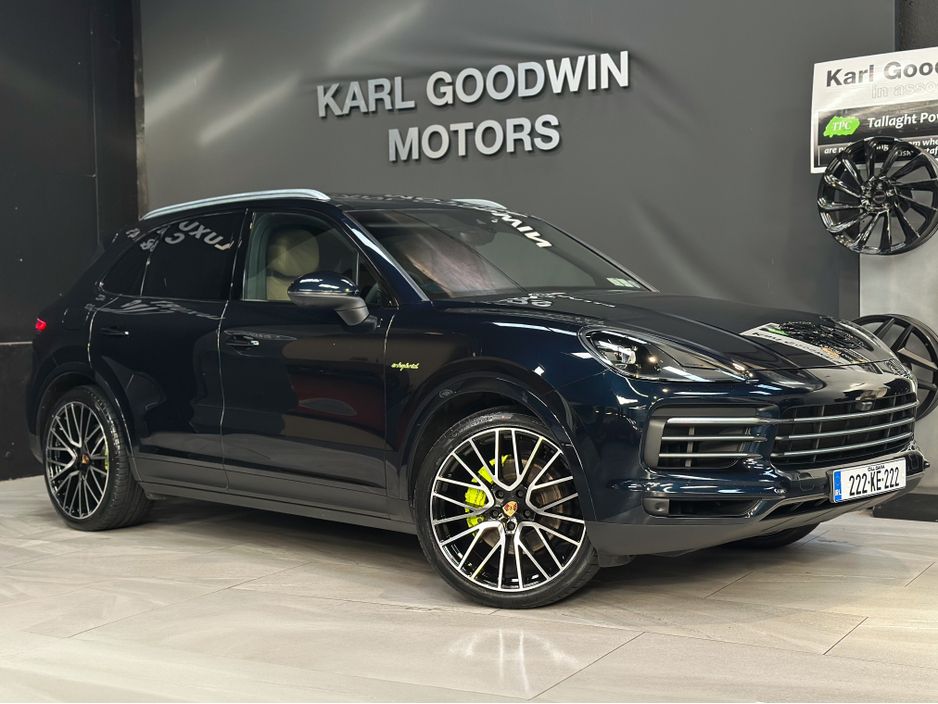 Image for 2022 Porsche Cayenne V6 E-HYBRID 5DR AUTO