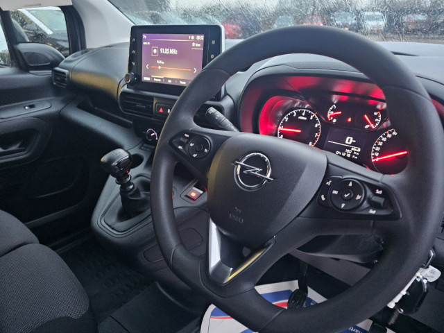 Image for 2023 Opel Combo Sport 1.5 100PS 