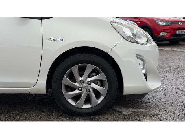 Image for 2015 Toyota Aqua S