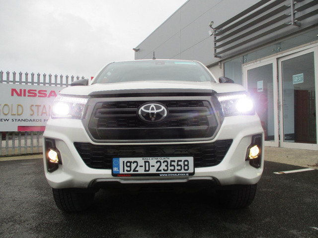 Image for 2019 Toyota Hilux 2.4 D-4D INVINCIBLE X D/C 4DR A 2.4D4D INVITE 148BHP