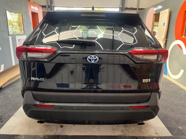Image for 2024 Toyota Rav4 2024 TOYOTA RAV4 HYBRID X 2.5 AUTOMATIC / CRUISE CONTROL / PARKING CAMERA / ELECTRIC MEMORY & HEATED SEATS / HEATED STEERING WHEEL / PADDLE SHIFTERS AND MORE