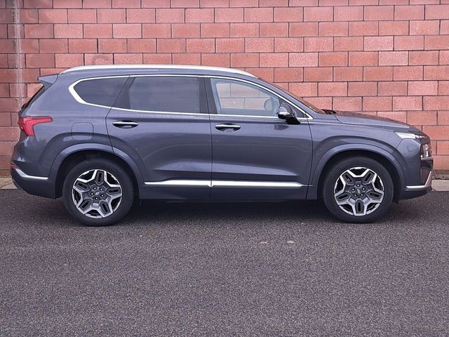 Image for 2022 Hyundai Santa Fe Premium Model 4 wheel drive Plug in Hybrid Automatic 7 seater.