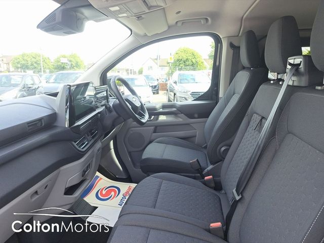 Image for 2025 Ford Transit Custom Limited Crew Cab Plug-in Hybrid SWB