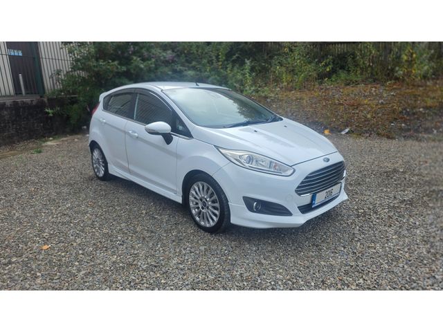 Image for 2016 Ford Fiesta Automatic 