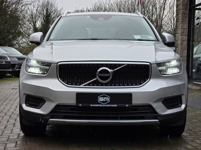 Image for 2018 Volvo XC40 D4 AWD MOMENTUM AUTO. FSH. FINANCE ARRANGED. SIMI. AA APPROVED.