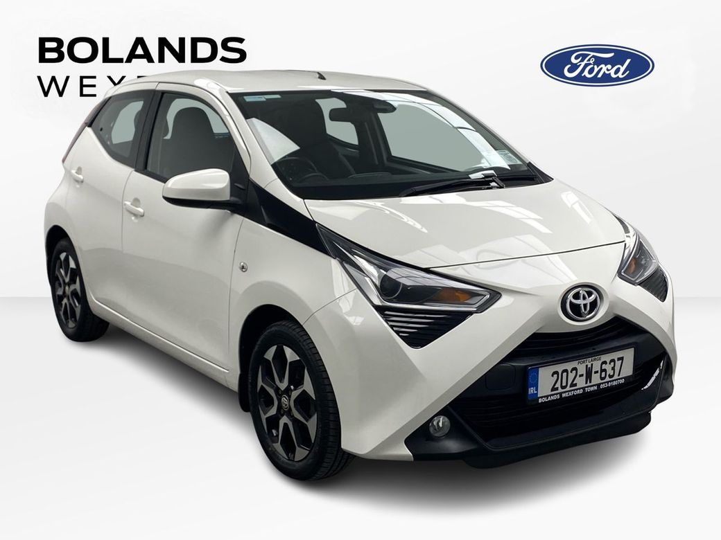 Image for 2020 Toyota Aygo 1.0 VVT-i x-play Smartphone