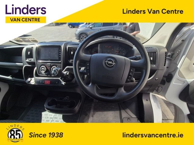 Image for 2023 Opel Movano BOX BODY / 750KG TAILLIFT 