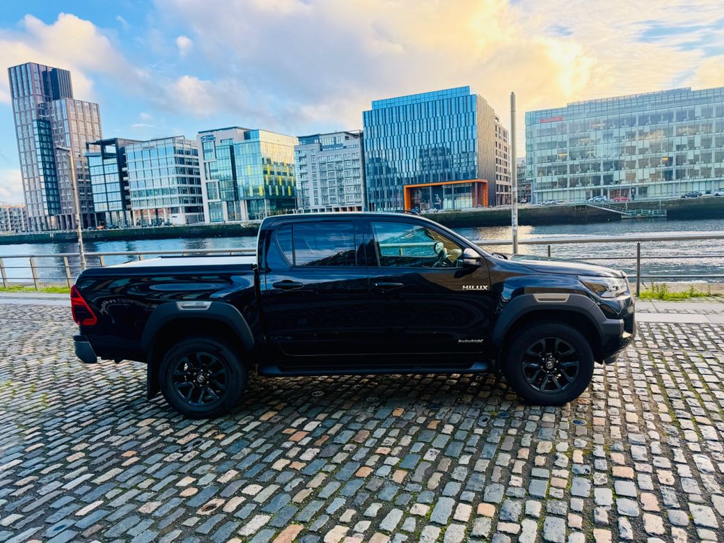 Image for 2021 Toyota Hilux INVINCIBLE X 4WD D-4D DCB