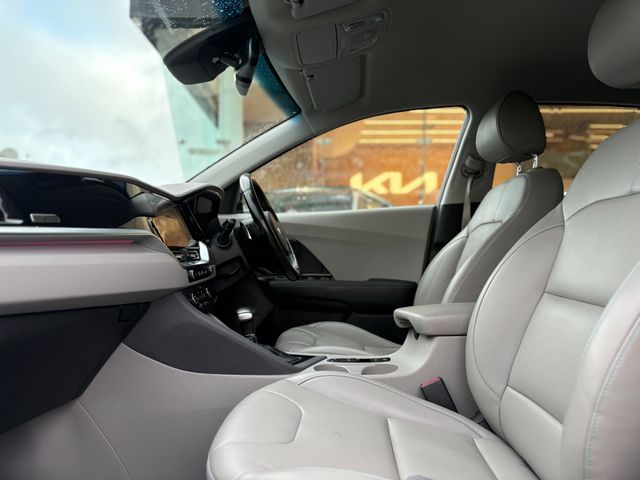 Image for 2020 Kia Niro Plug In Hybrid 