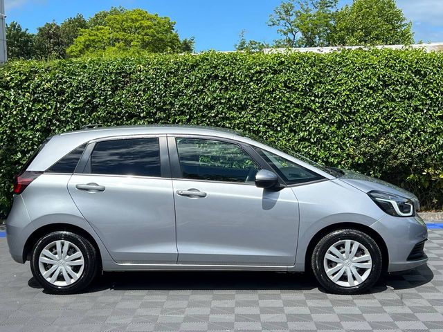Image for 2023 Honda Fit 1.5 HYBRID // REVERSE CAMERA // DIGITAL CLIMATE CONTROL // DIGITAL CLUSTER