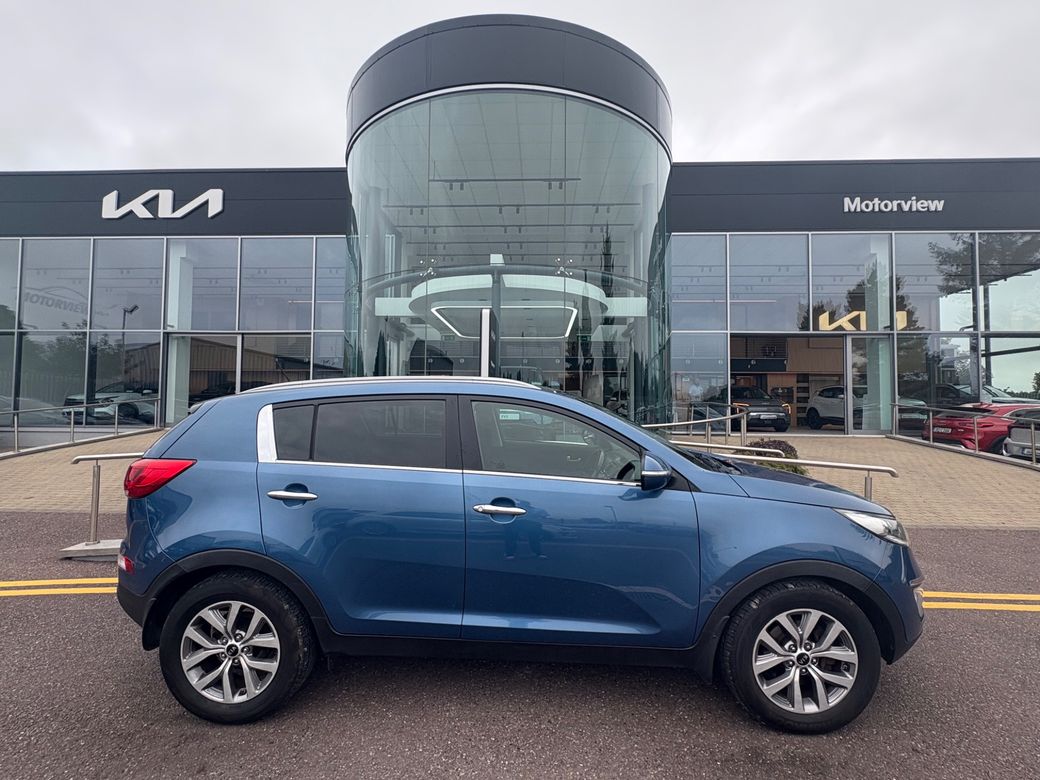 Image for 2015 Kia Sportage 1.7 Crdi 2 ISG 2WD 5DR, Air Conditioning, Multi-Function Steering Wheel, Service History, Bluetooth, Alloy Wheels
