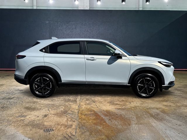 Image for 2023 Honda Vezel 1.5 HYBRID AUTOMATIC - FACTORY ALLOYS - HONDA SENSING - CRUISE CONTROL - PUSH BUTTON START/STOP - REVERSE CAMERA