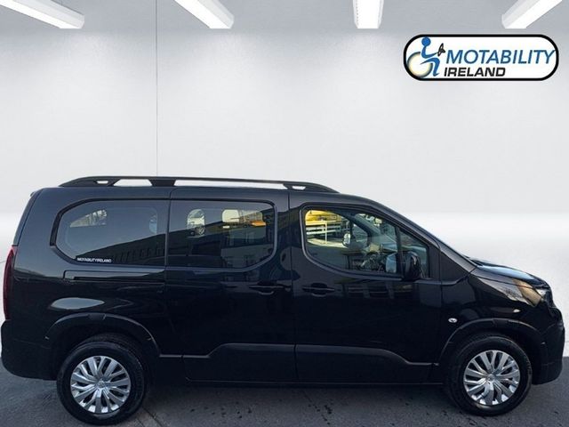 Image for 2024 Peugeot Rifter Wheelchair Accessible