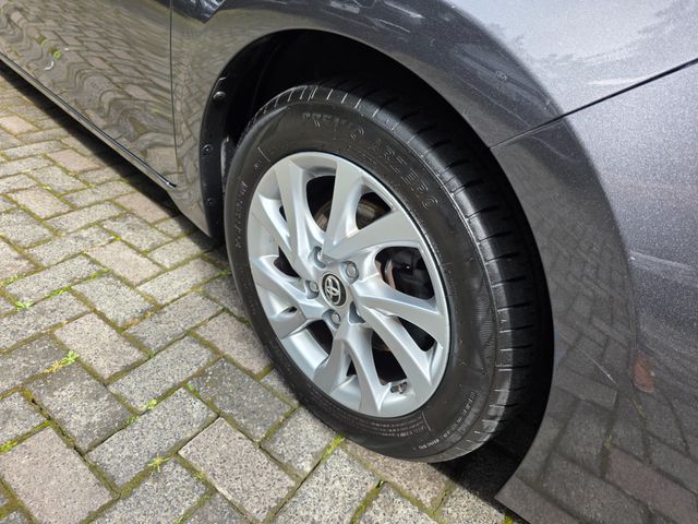 Image for 2017 Toyota Corolla 1.4 D4D LUNA. HUGE SPEC. FINANCE ARRANGED. SIMI. AA APPROVED.