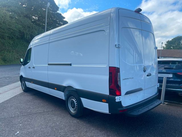 Image for 2025 Mercedes-Benz Sprinter 319LWB SELECT MANUAL