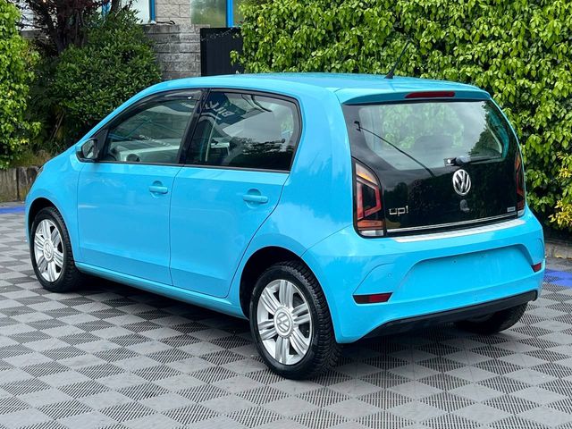 Image for 2017 Volkswagen up! 1.0 TSI // HEATED SEATS // PARKING SENSORS // DIGITAL CLIMATE CONTROL