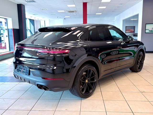 Image for 2023 Porsche Cayenne E Hybrid Platinum Edition