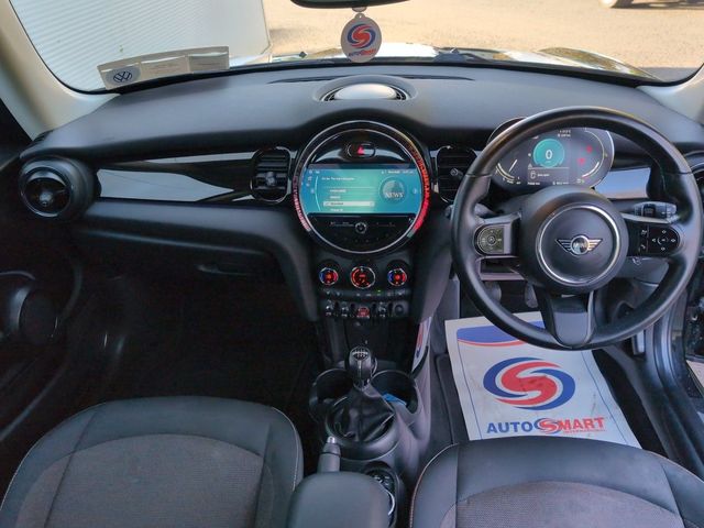 Image for 2022 Mini Cooper Cooper Classic 2 6sp 3dr