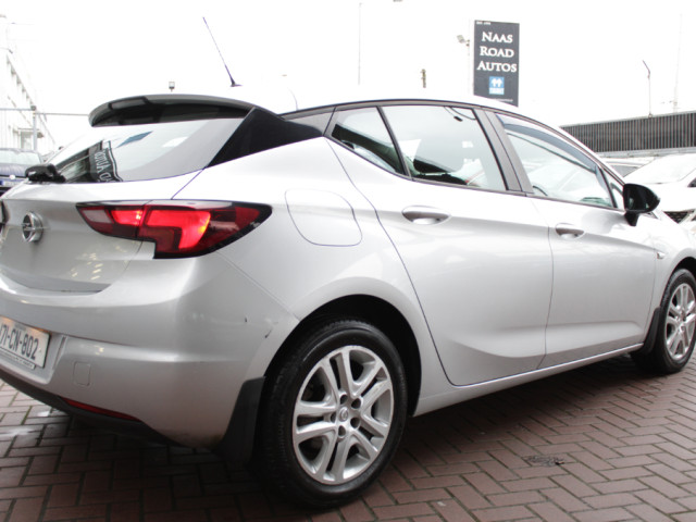 Image for 2017 Opel Astra S 1.4I 5DR