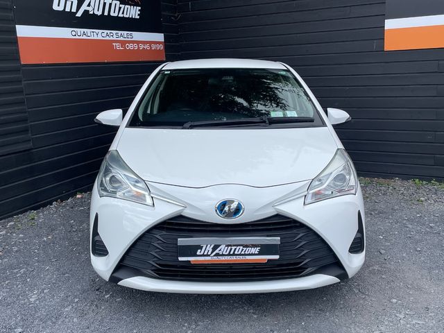Image for 2018 Toyota Vitz 1.5 HYBRID AUTO