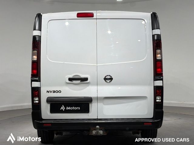 Image for 2021 Nissan NV300 SWB 120 XE 1000 AC MY20 4DR