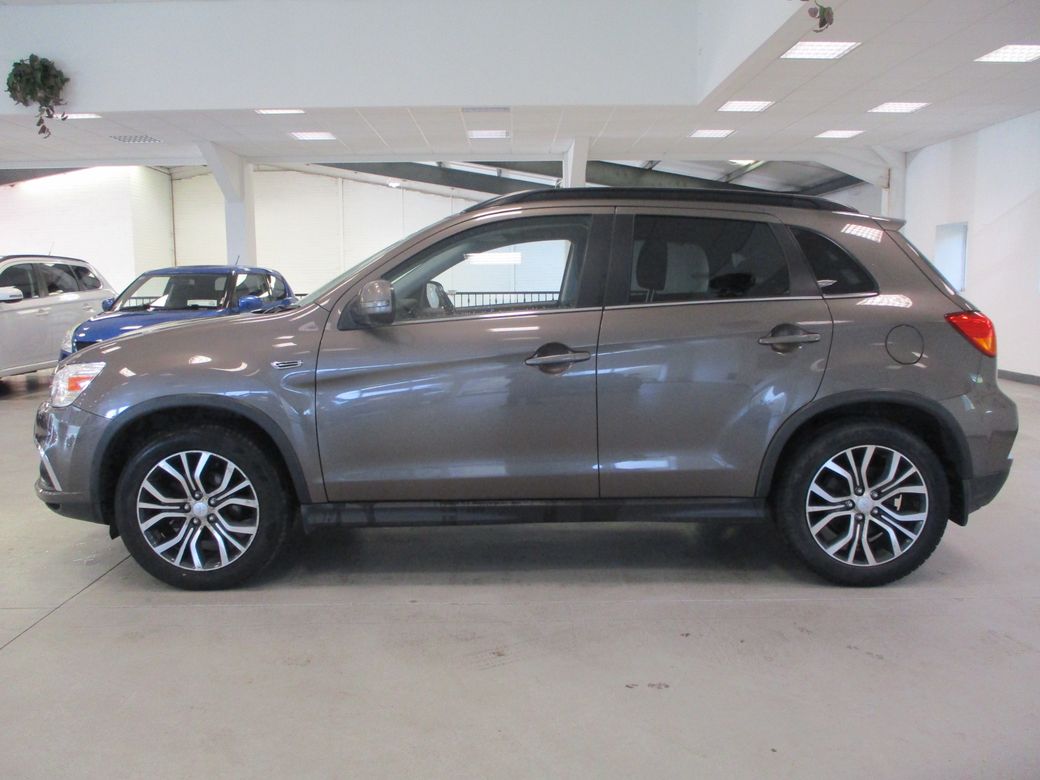 Image for 2019 Mitsubishi ASX 1.6di-d Intense 5DR-CAMERA-CARPLAY-SAT NAV