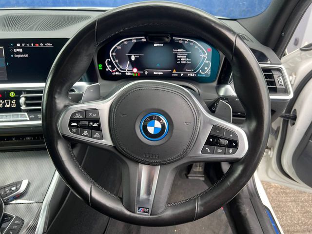Image for 2021 BMW 3 Series 330e M-SPORT COMPETITION 2.0 HYBRID // 360 PARKING CAMERAS // NEW 20" COMPETITION ALLOYS // APPLE CARPLAY