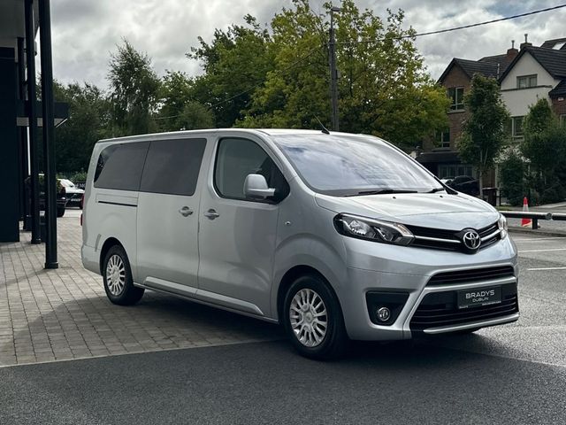 Image for 2019 Toyota Proace 2.0 D-4D 9 SEATS MWB Proace Verso Shuttle