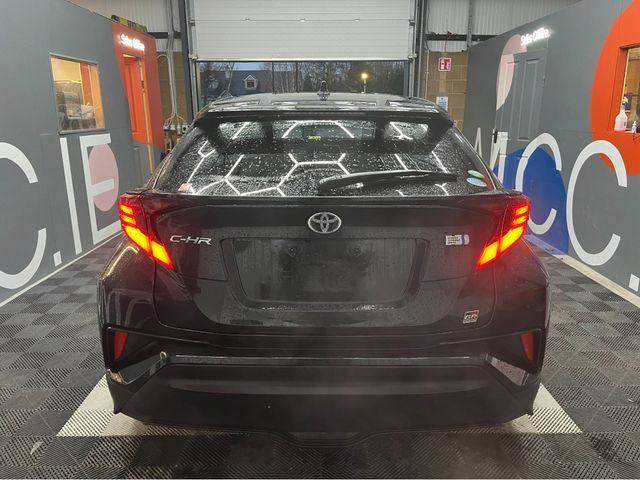 Image for 2020 Toyota C-HR €22950 2020 TOYOTA C-HR S GR SPORT 1.8 AUTOMATIC / CRUISE CONTROL / HEATED SEATS / REVERSE CAMERA 