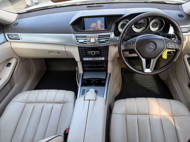 Image for 2014 Mercedes-Benz E Class 2014 MERCEDE E300 DIESEL HYBRID ESTATE AUTO