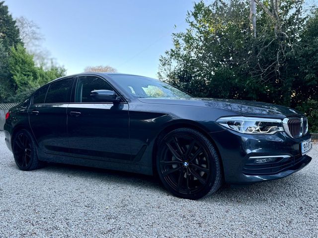 Image for 2019 BMW 5 Series 530E 