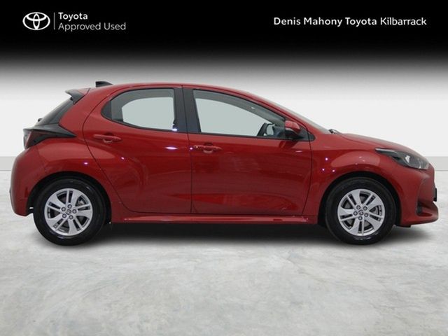 Image for 2026 Toyota Yaris Luna