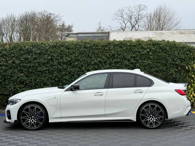 Image for 2021 BMW 3 Series 330e M-SPORT COMPETITION 2.0 HYBRID // FULL SERVICE HISTORY // NEW 20" M3 DIAMOND CUT ALLOYS // LEATHER/ALCANTARA INTERIOR