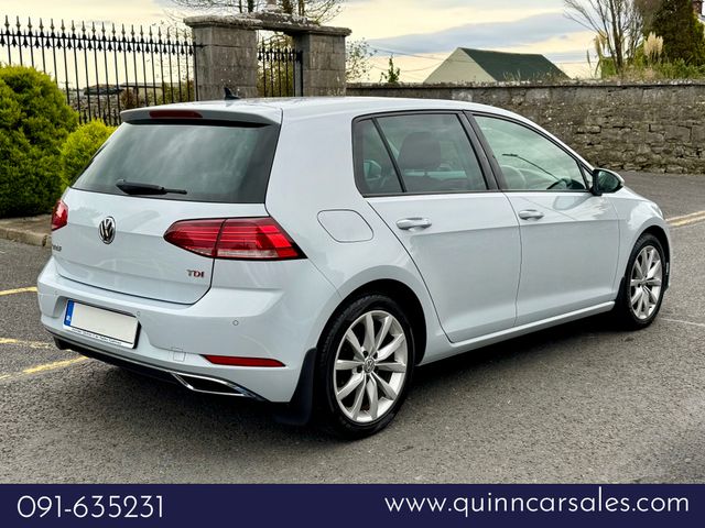 Image for 2017 Volkswagen Golf 1.6 TDi HIGHLINE 115 BHP 5dr