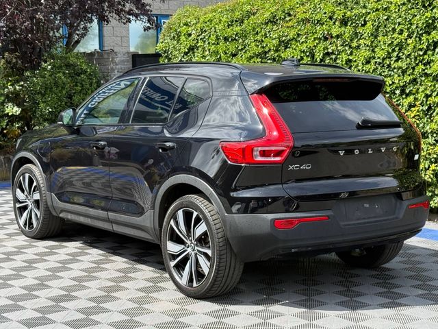 Image for 2022 Volvo XC40 T4 R-DESIGN PRO 1.5 RECHARGE HYBRID AUTO // APPLE CAPRLAY/ANDROID AUTO // LEATHER/ALCANTARA R-DESIGN SEATS // PARKING SENSORS