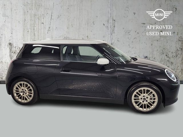 Image for 2024 Mini Cooper Cooper SE