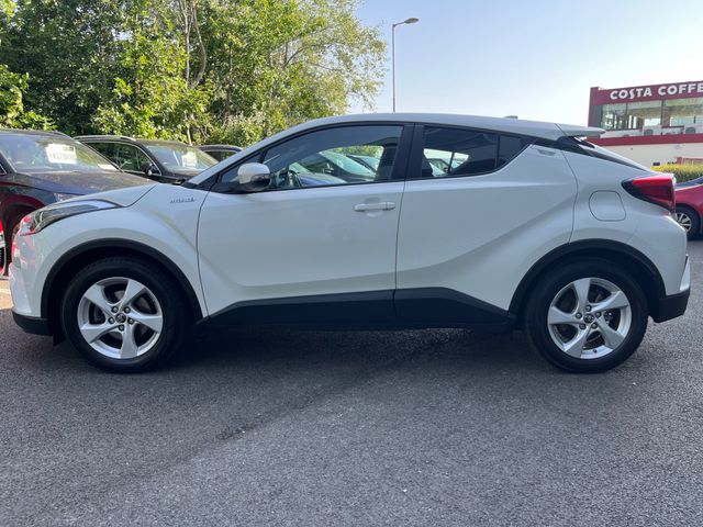 Image for 2019 Toyota C-HR 1.8 PETROL HYBRID ICON AUTO 