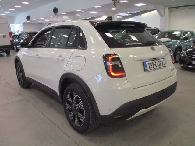 Image for 2026 Fiat 600 Icon 1.2 Hybrid 110HP-CAMERA-HEATED SEATS-CARPLAY-SAT NAV-A/C-ALLOYS