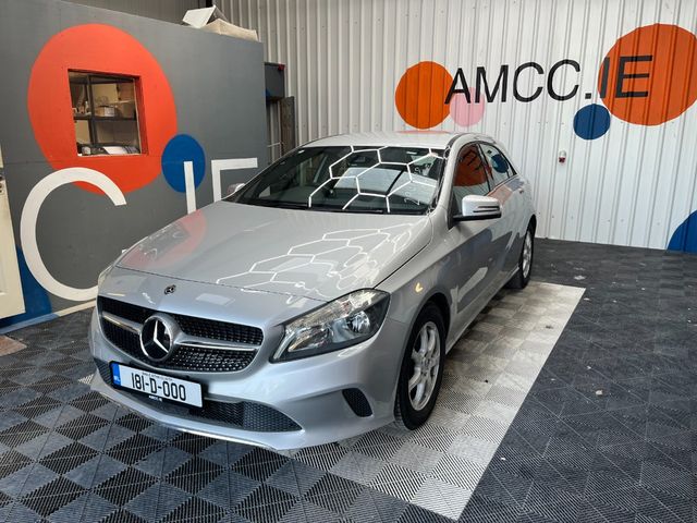 Image for 2018 Mercedes-Benz A Class 2018 MERCEDES-BENZ A180 STYLE 1.6 AUTOMATIC / CRUISE CONTROL / PARKING CAMERA AND MORE