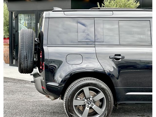 Image for 2025 Land Rover Defender X-DYNAMIC HSE