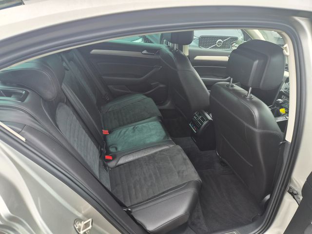 Image for 2015 Volkswagen Passat Highline 1.6 TDI M6F 120HP 4DR